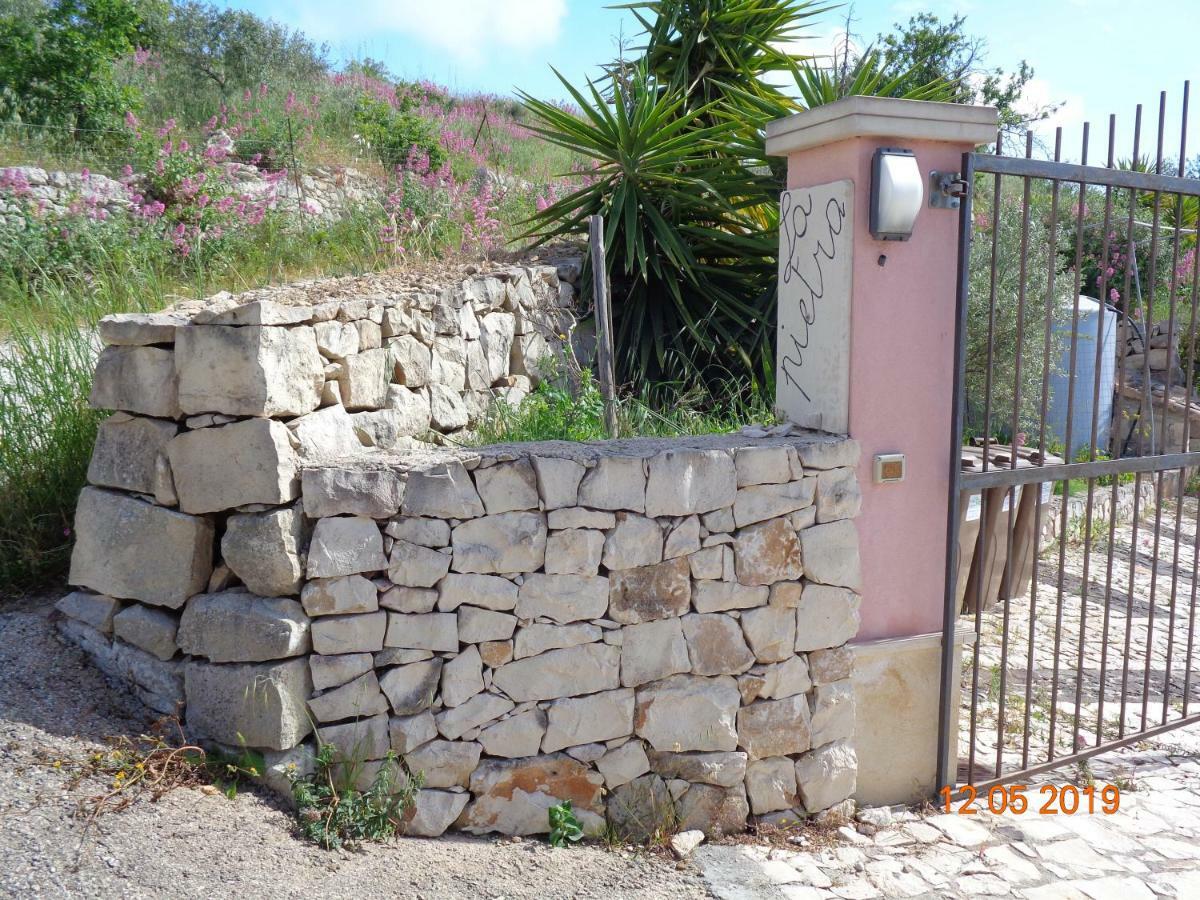 La Pietra Villa Chiaramonte Gulfi Exterior photo